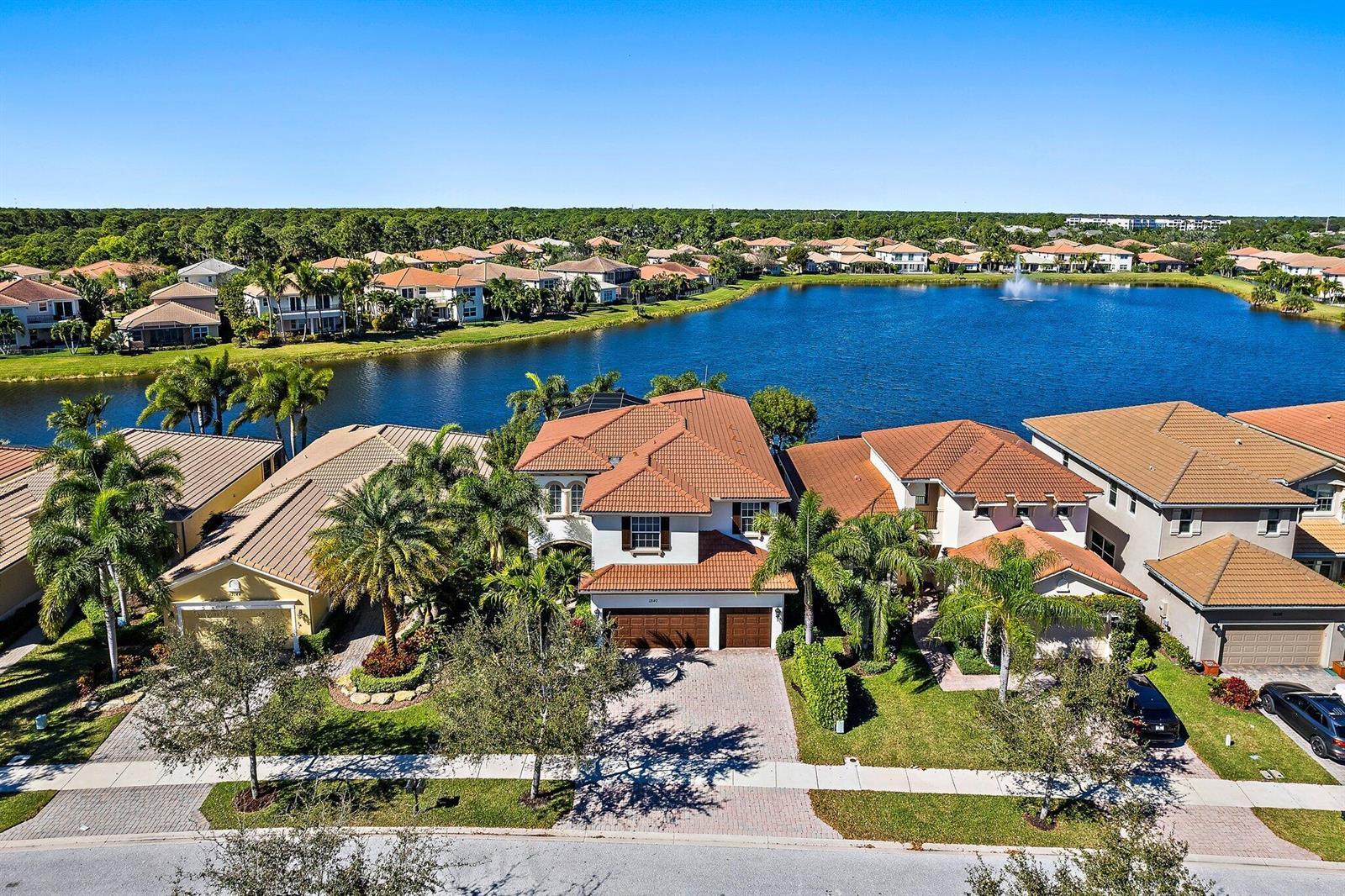 12140 AVILES Circle, Palm Beach Gardens FL 33418