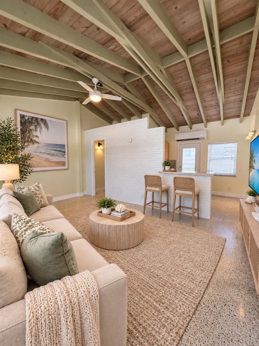 601 SE 20th Avenue # 4, Deerfield Beach FL 33441