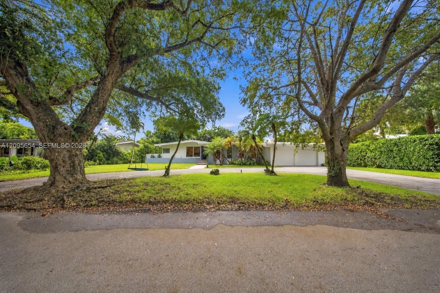 3680 Battersea Rd, Miami FL 33133