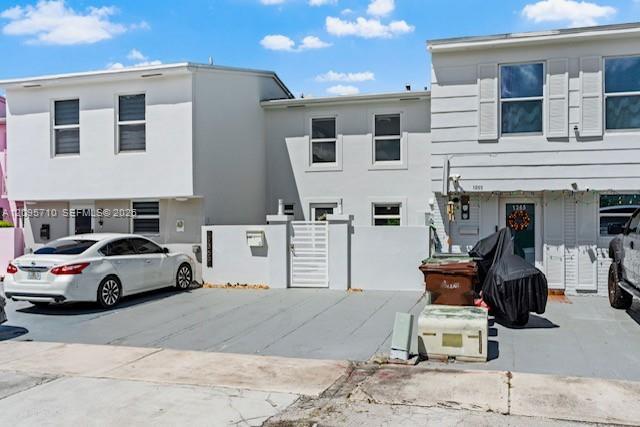 1369 W 69th St, Hialeah FL 33014