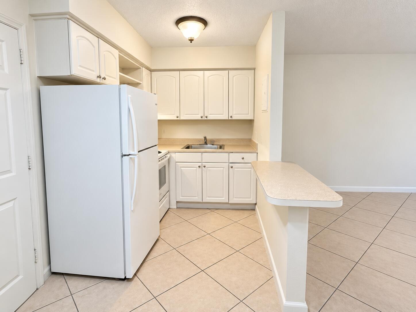 1960 NE 48 Street # 11, Pompano Beach FL 33064