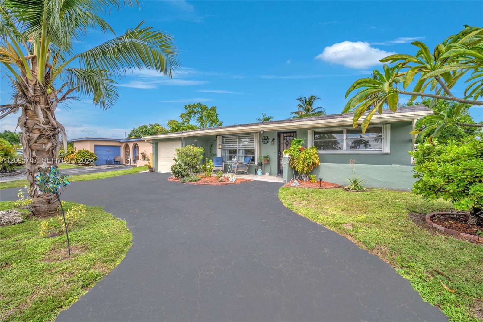 9261 NW 24th Pl, Sunrise FL 33322
