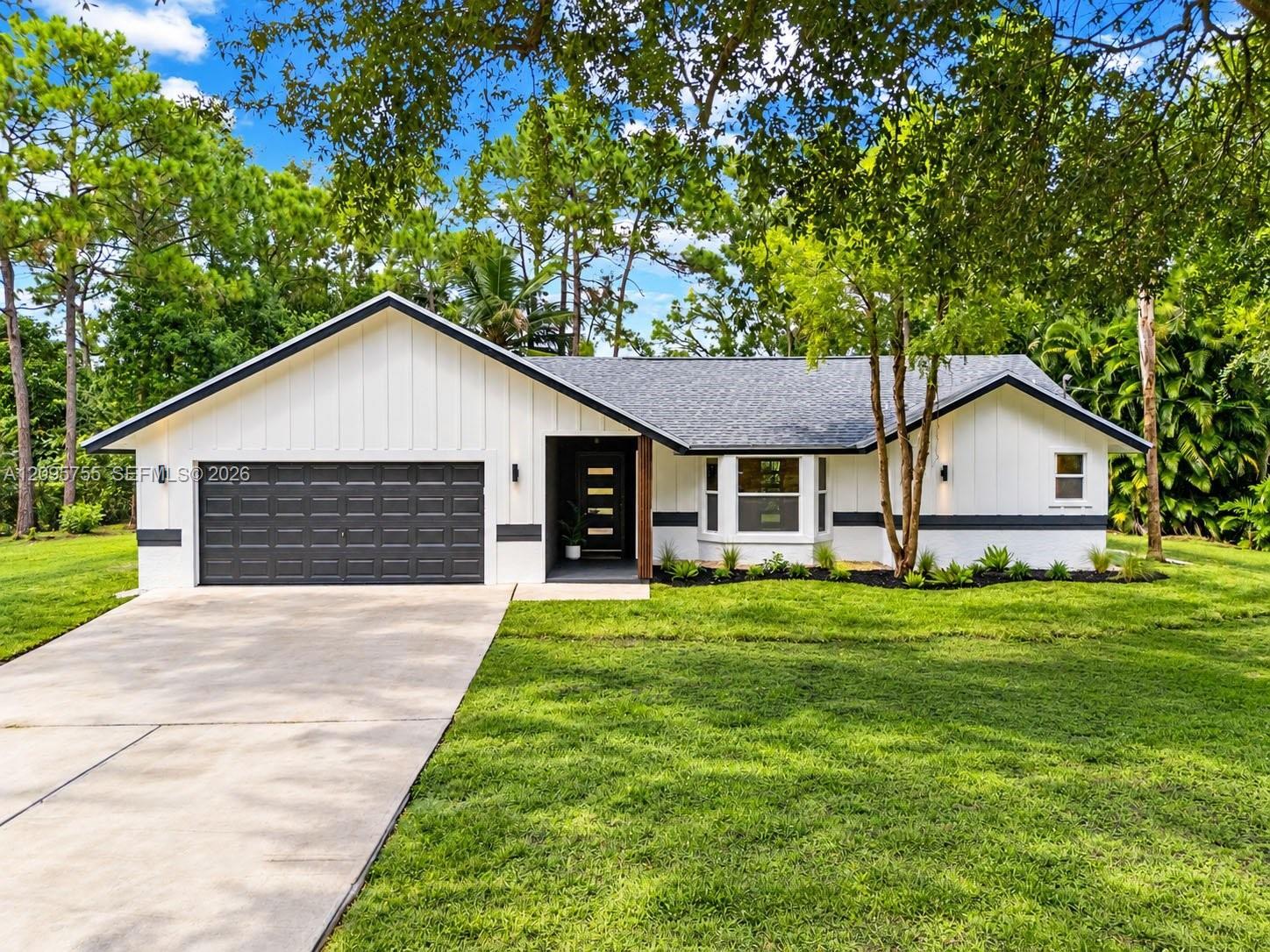 18315 N 43rd Rd, Loxahatchee FL 33470