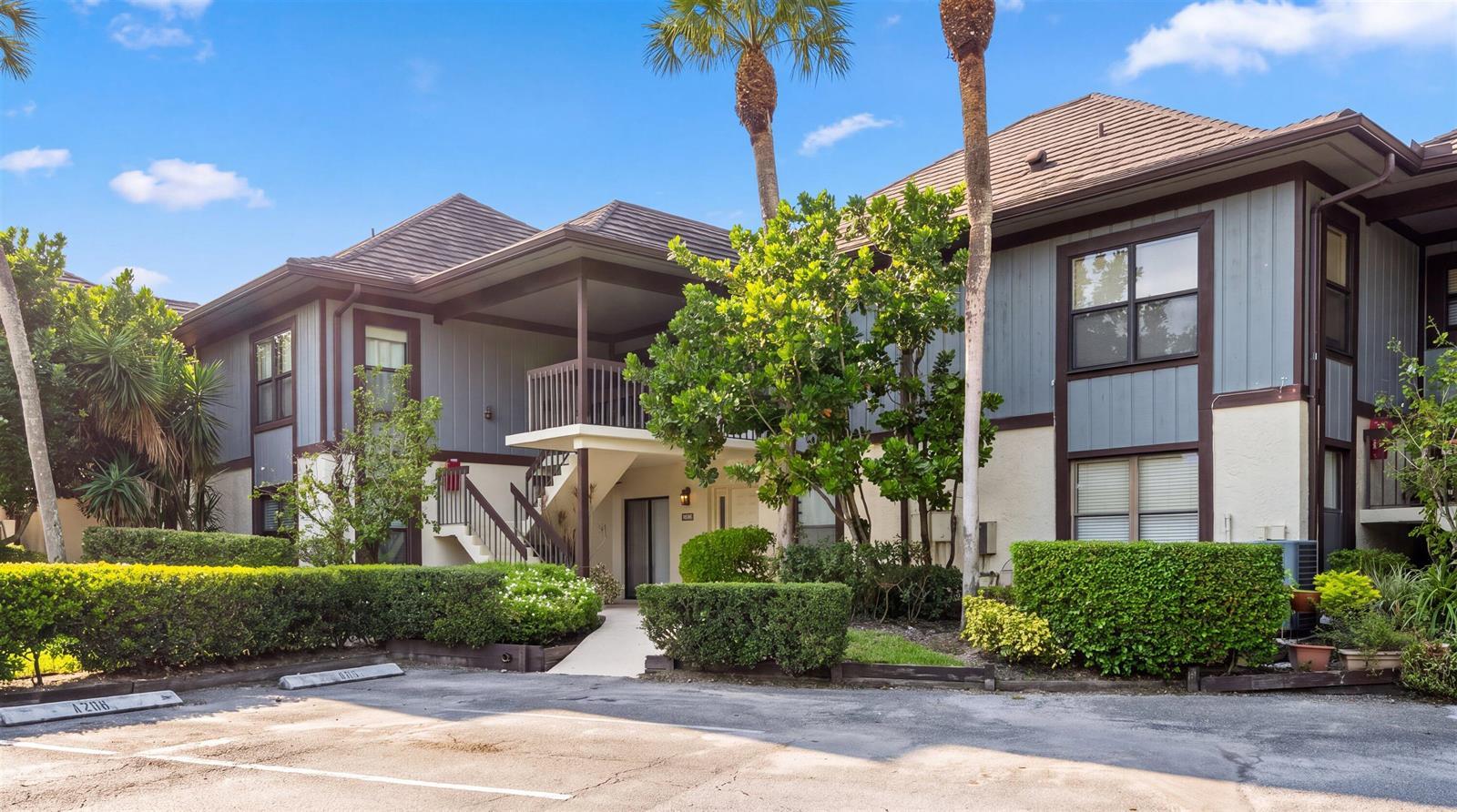 13329 Polo Club Road # 105, Wellington FL 33414