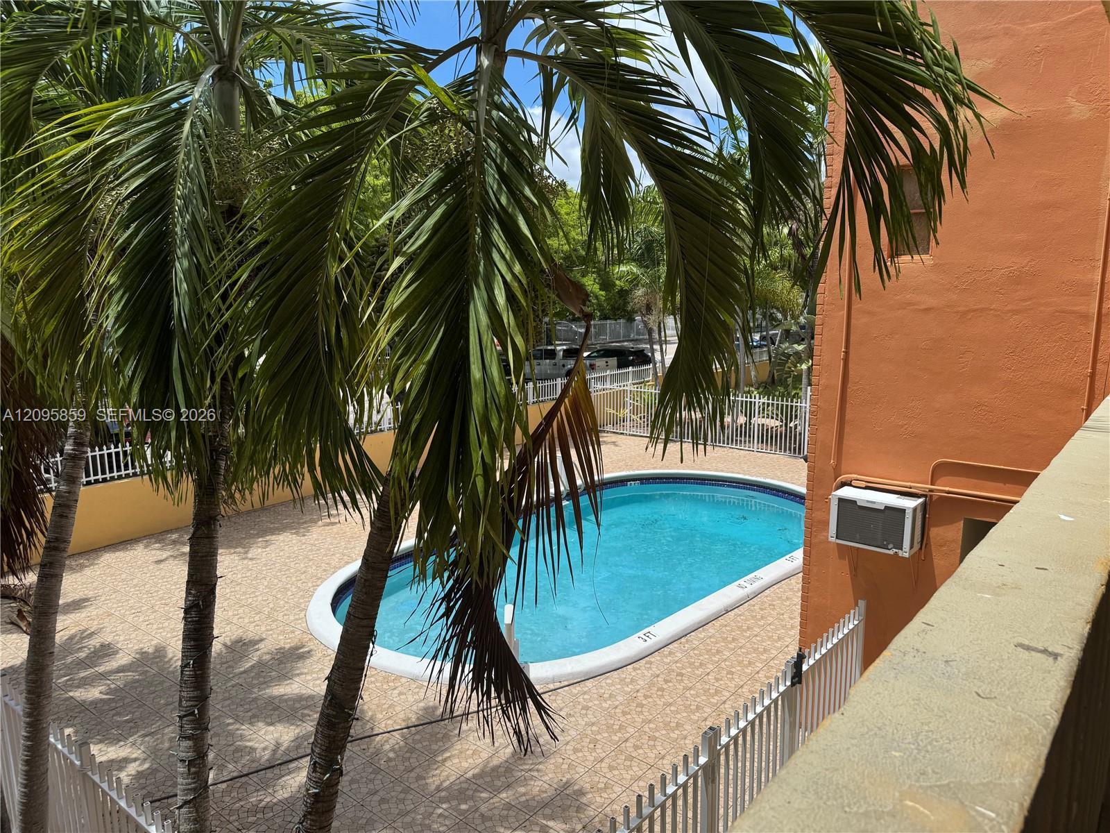1851 NE 168th St # 7, North Miami Beach FL 33162