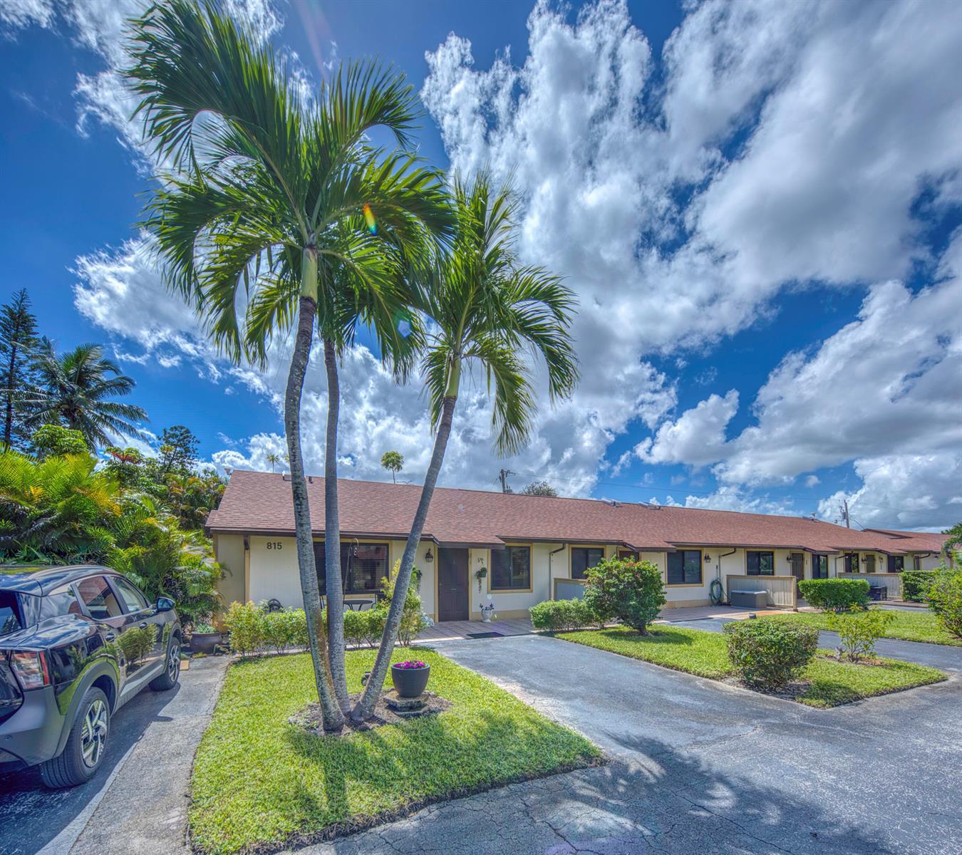 815 ANDREW REDDING Road # 201, Lantana FL 33462