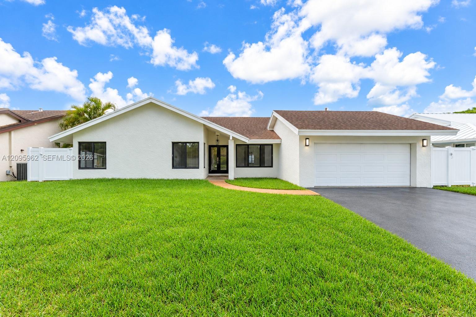 10480 SW 130th Ave, Miami FL 33186