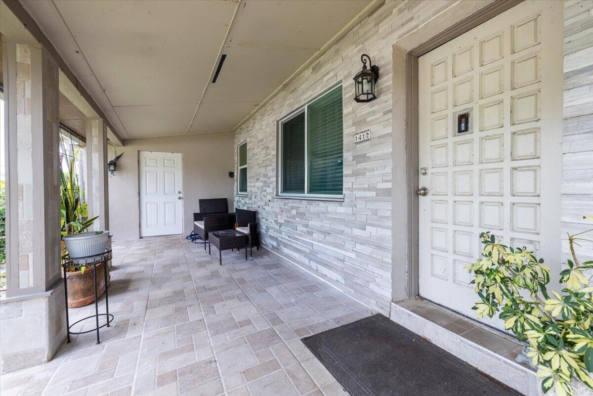 1412 SW 3RD Street, Delray Beach FL 33444