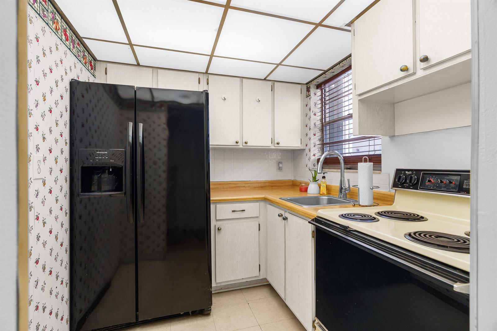 2525 W GOLF Boulevard # 119, Pompano Beach FL 33064