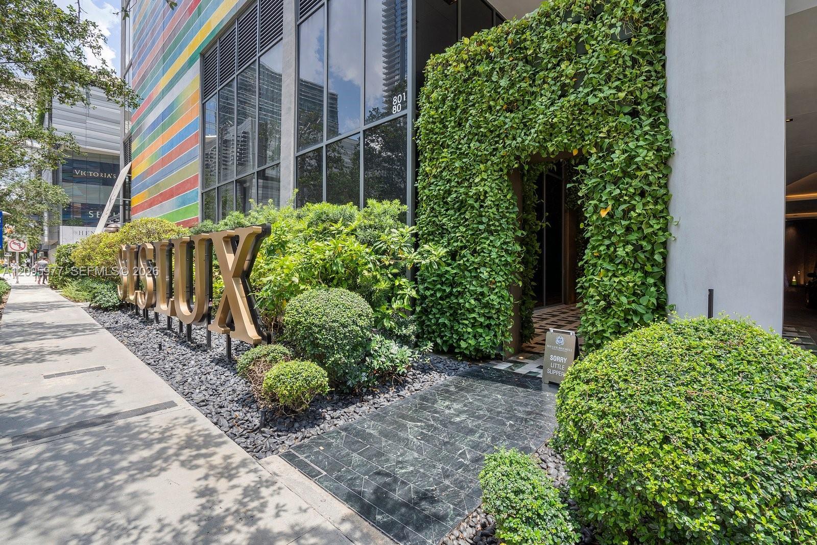 801 S Miami Ave # 2402, Miami FL 33130