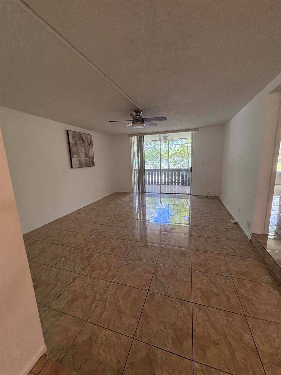 3710 INVERRARY Drive # 2G, Lauderhill FL 33319