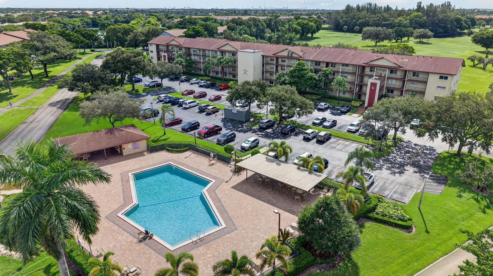 12800 SW 7th Court # 307G, Pembroke Pines FL 33027