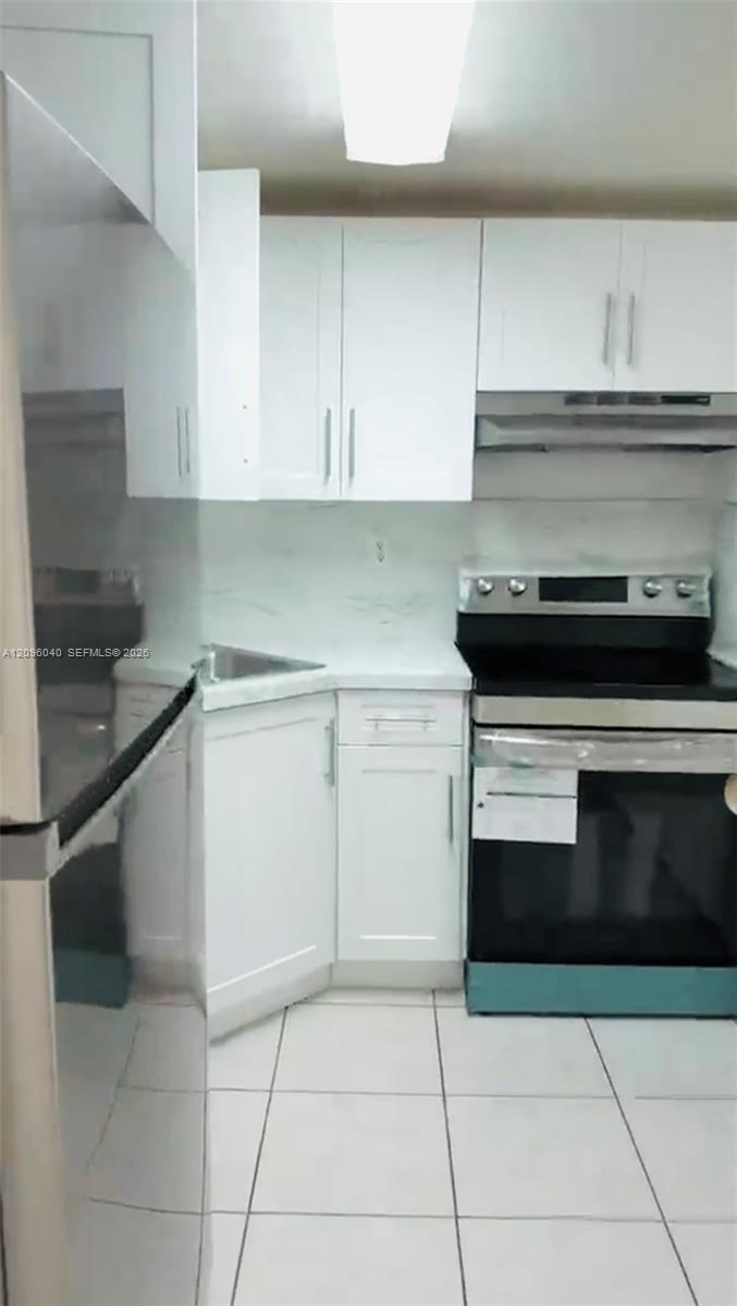 606 W 81st St # 407, Hialeah FL 33014
