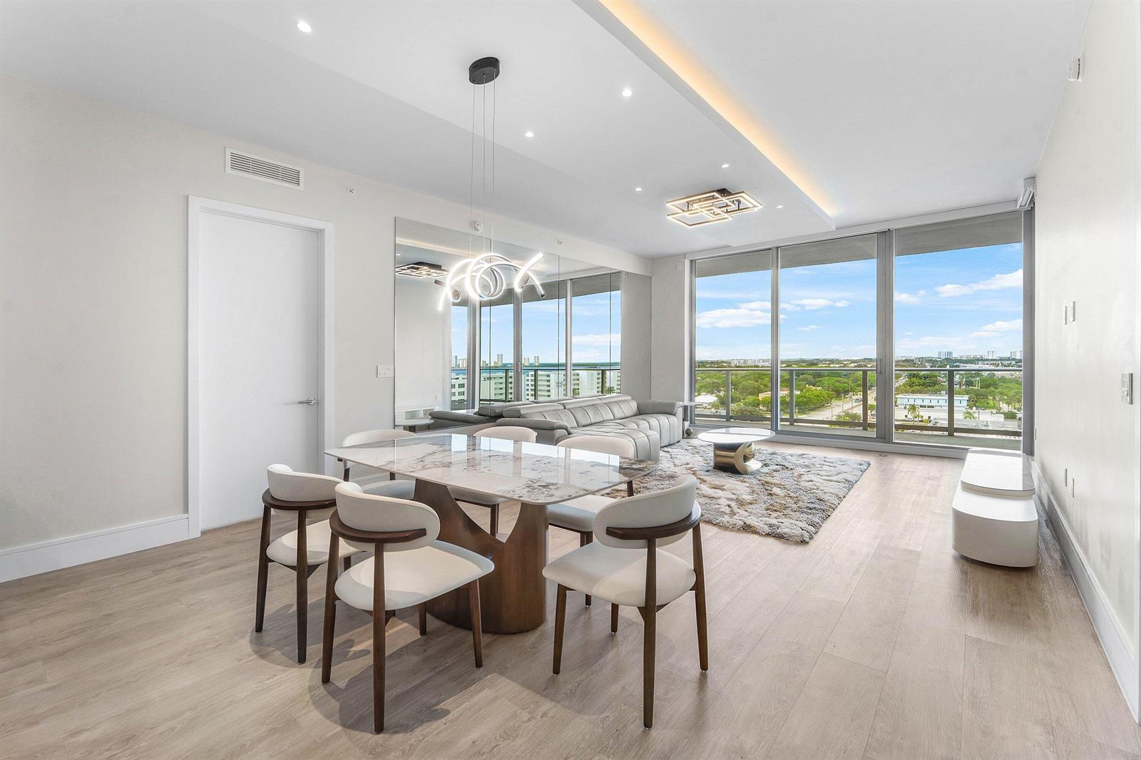 220 Lake Shore Drive # 917, Lake Park FL 33403