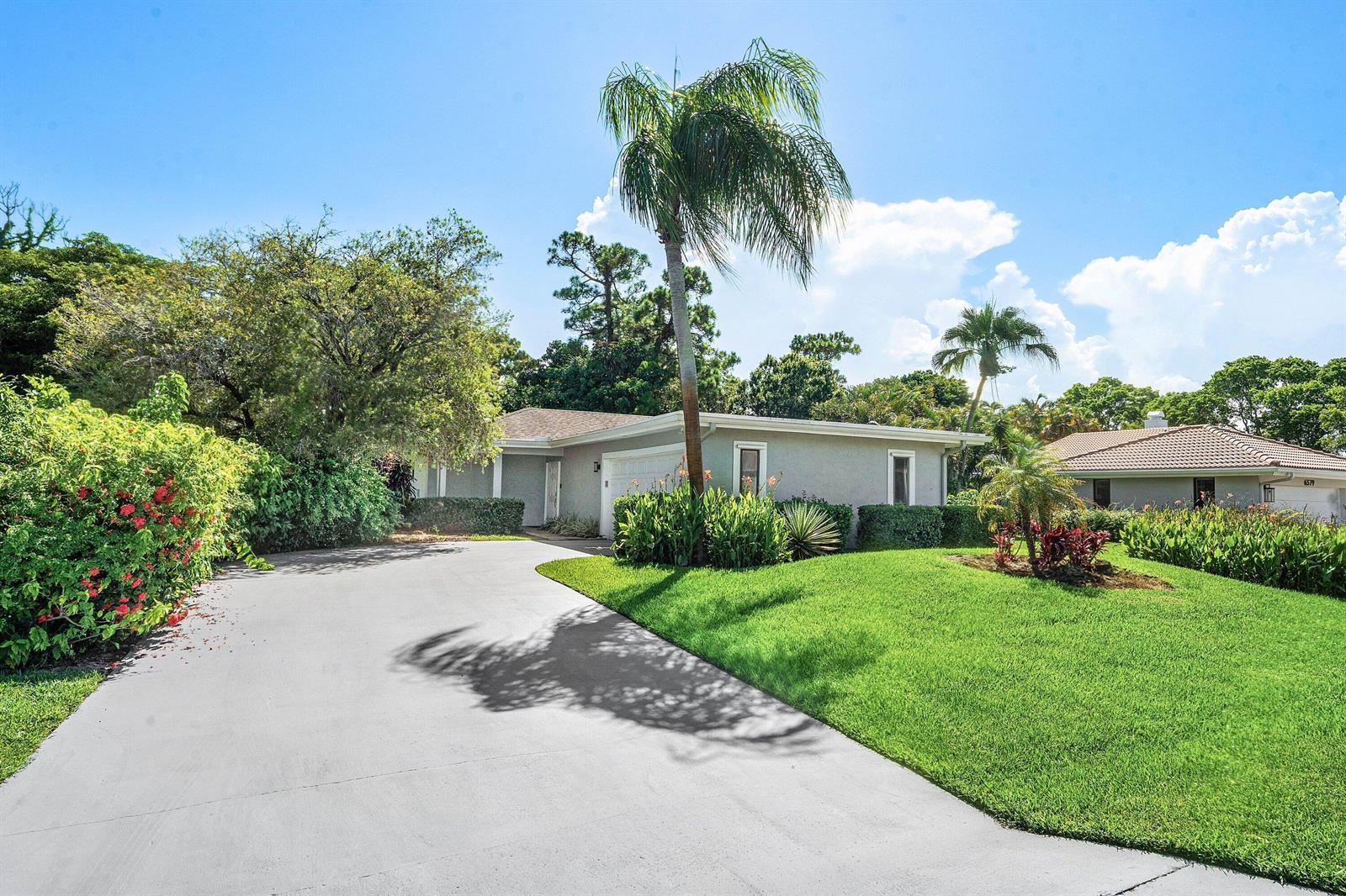 6387 Eastpointe Pines Street, Palm Beach Gardens FL 33418