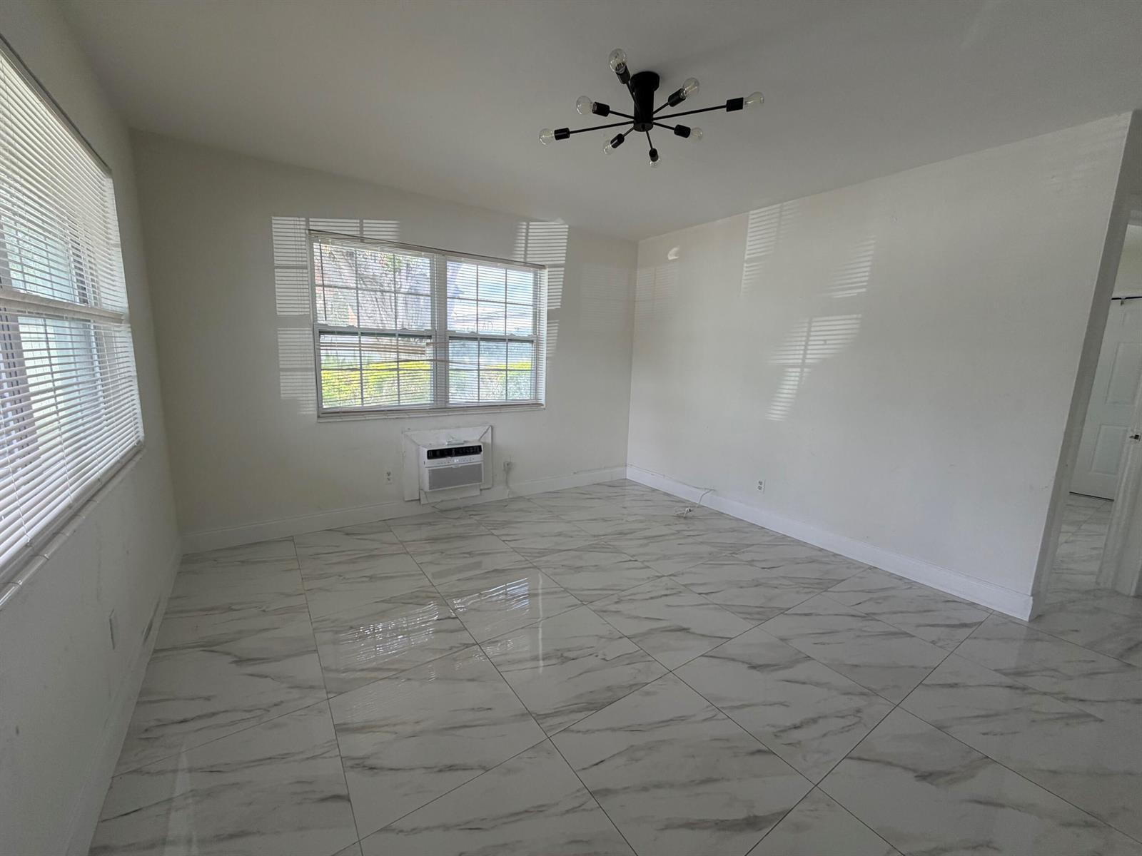 421 NE 11TH Street # 1, Fort Lauderdale FL 33304