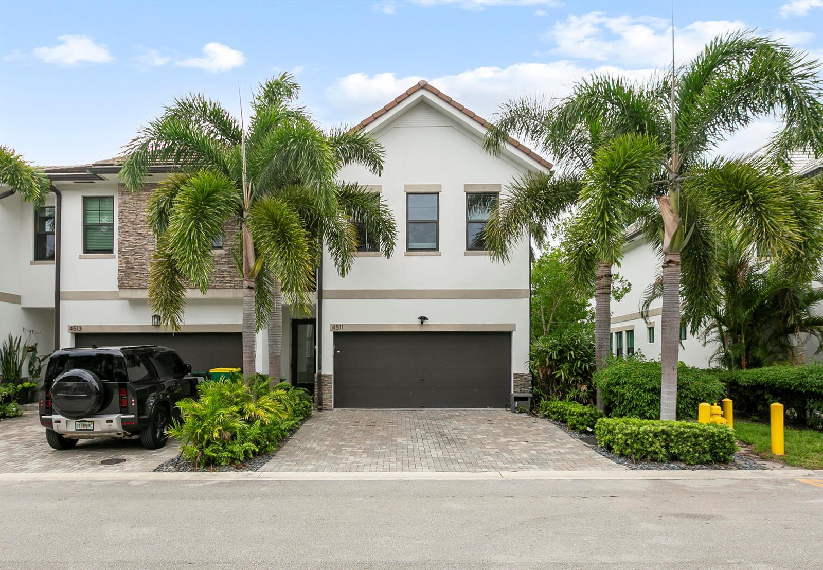 4511 E AQUA BELLA Lane, Dania Beach FL 33312
