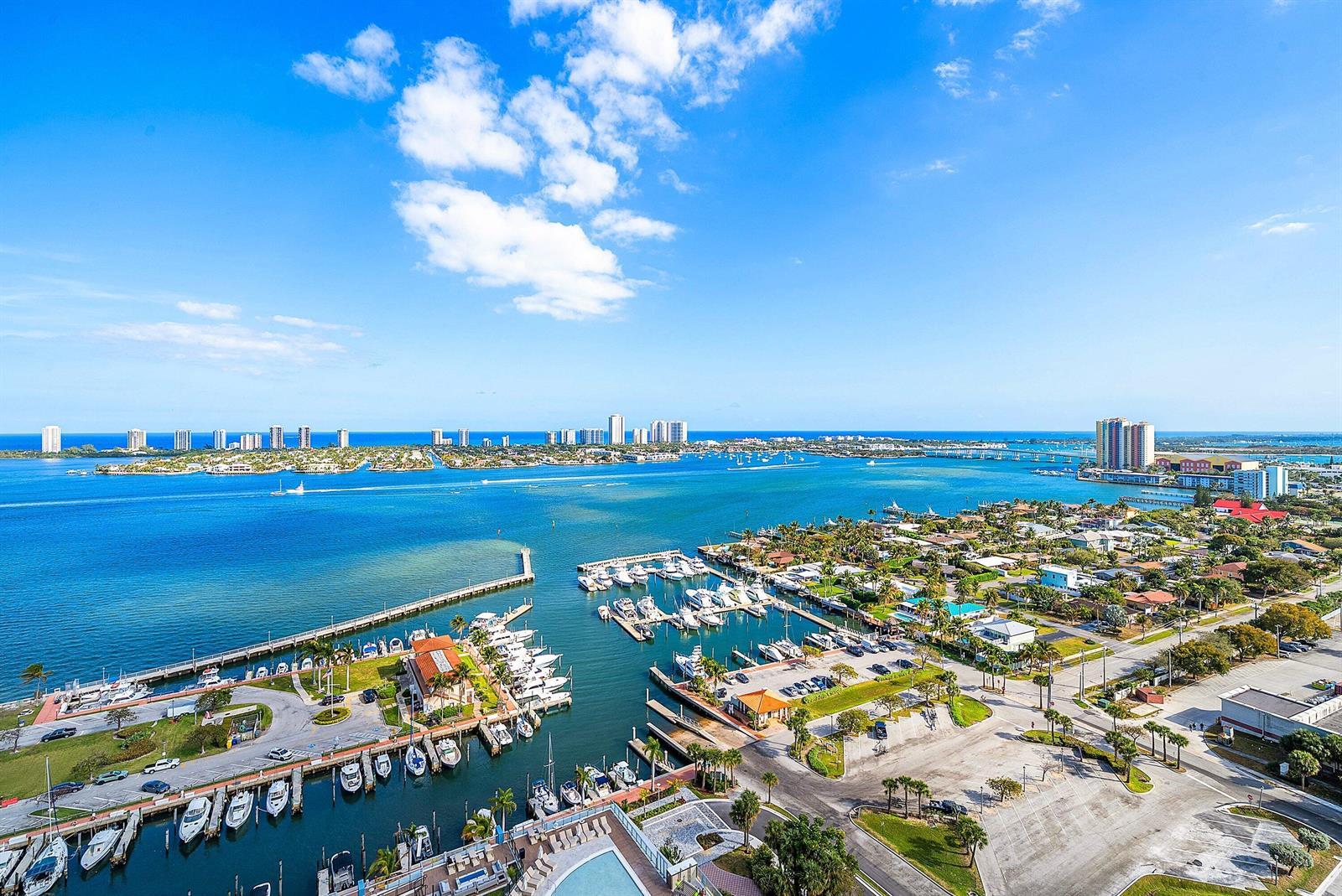 220 Lake Shore Drive # 1209, Lake Park FL 33403