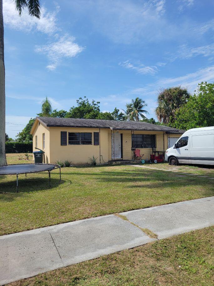 730 W ILEX Drive, Lake Park FL 33403