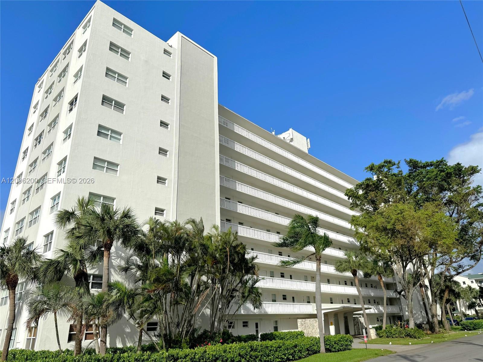 2555 NE 11th St # 710, Fort Lauderdale FL 33304