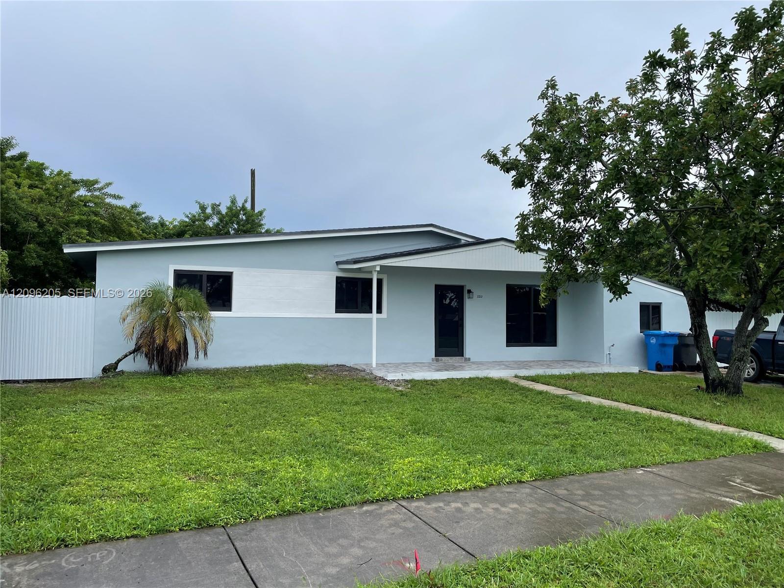 3720 SW 32nd St, Hollywood FL 33023