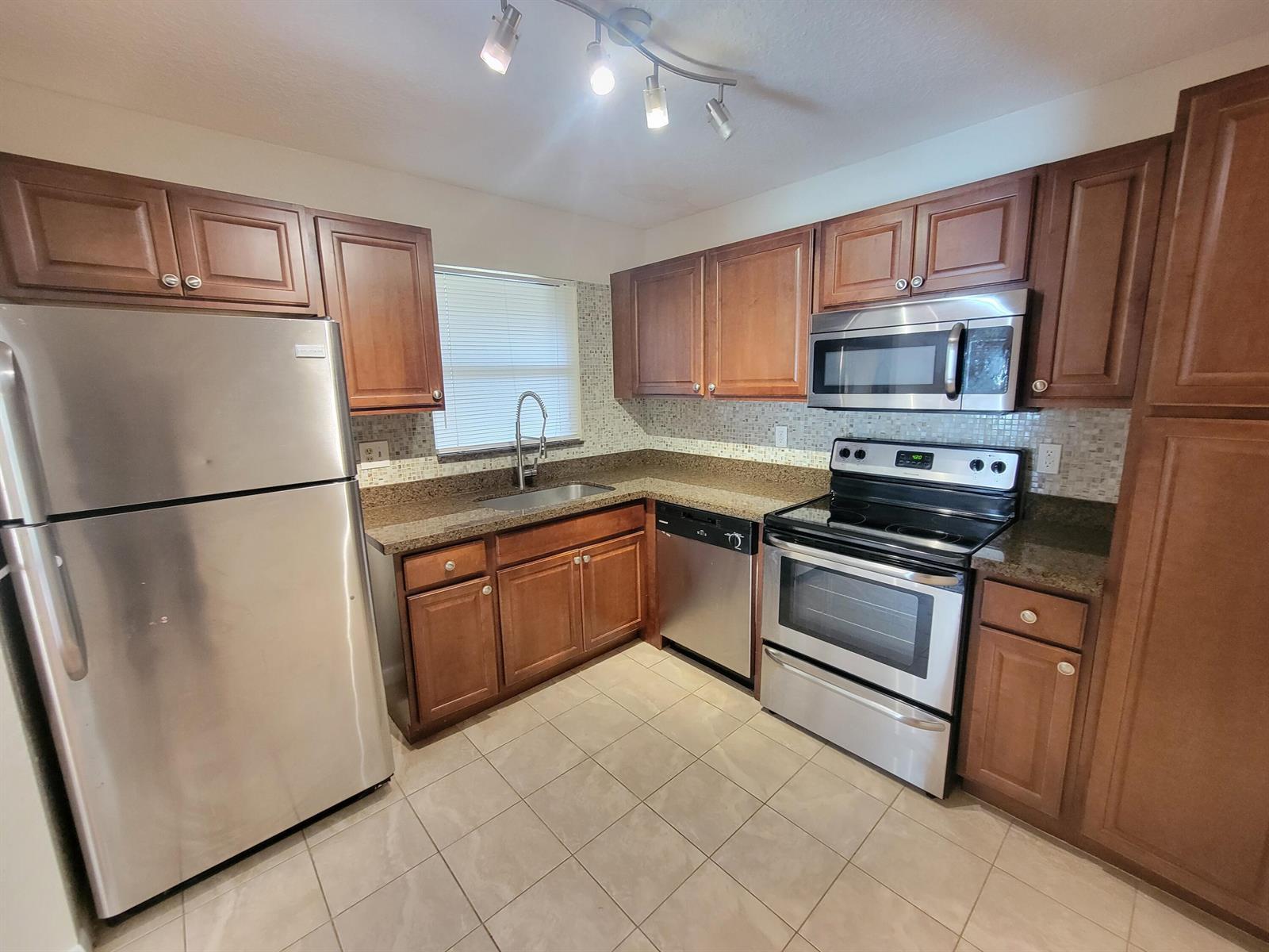 2539 NW 49 Terrace # 703, Coconut Creek FL 33073