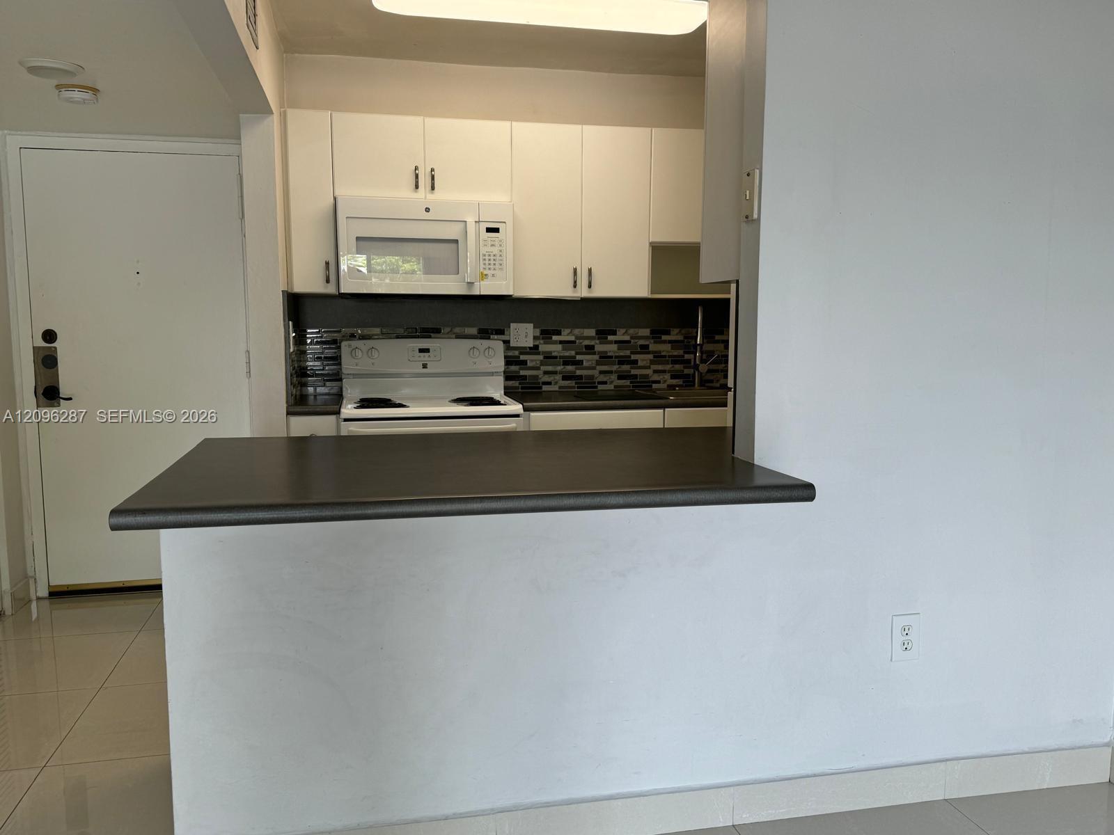 5731 NW 37th St # 219, Virginia Gardens FL 33166