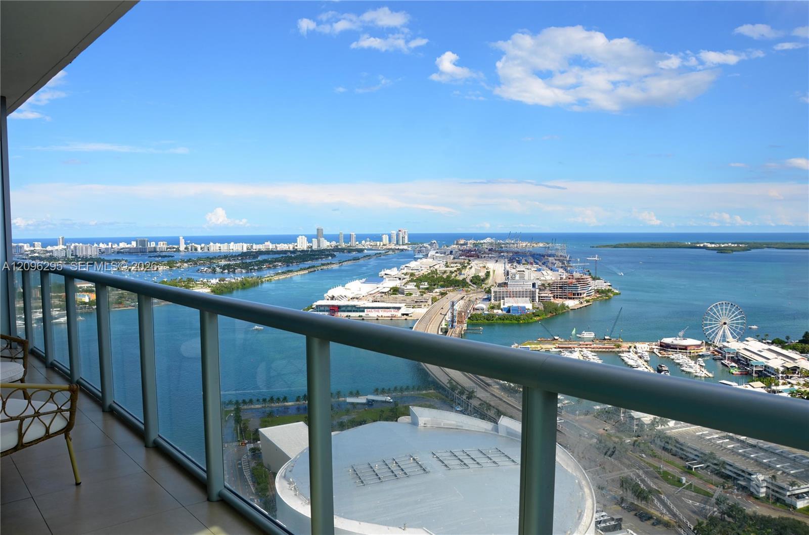 888 Biscayne Blvd # 4701, Miami FL 33132