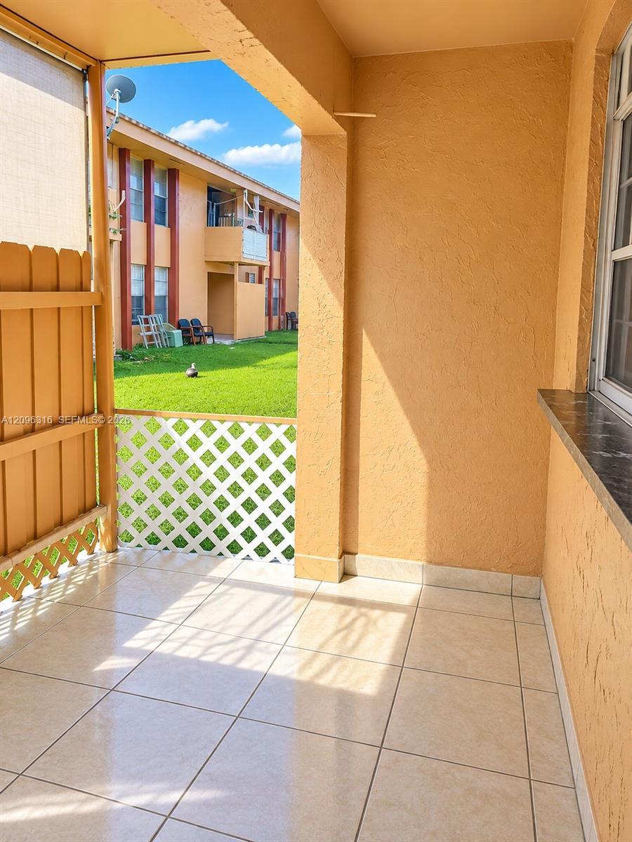 6850 W 14th Ct # B15, Hialeah FL 33014