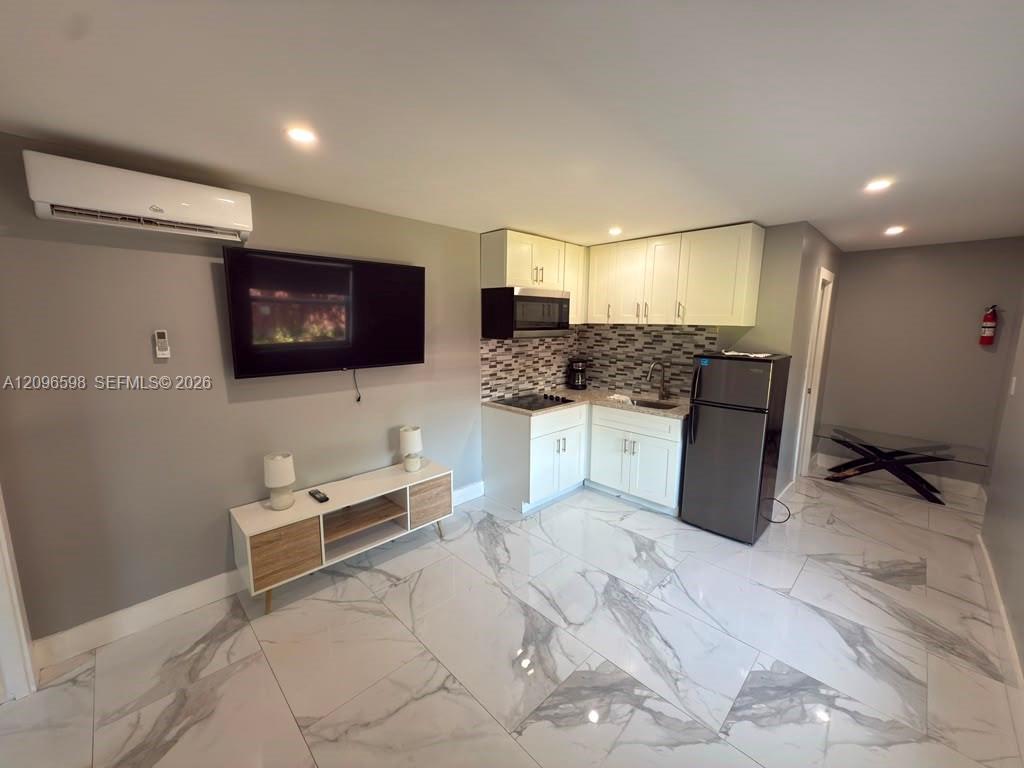 4910 SW 28th Ter # 1, Dania Beach FL 33312
