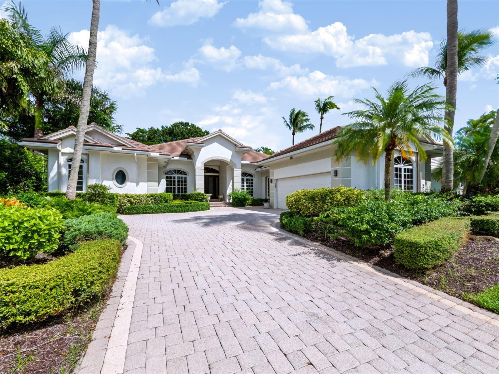 106 PEMBROKE Drive, Palm Beach Gardens FL 33418