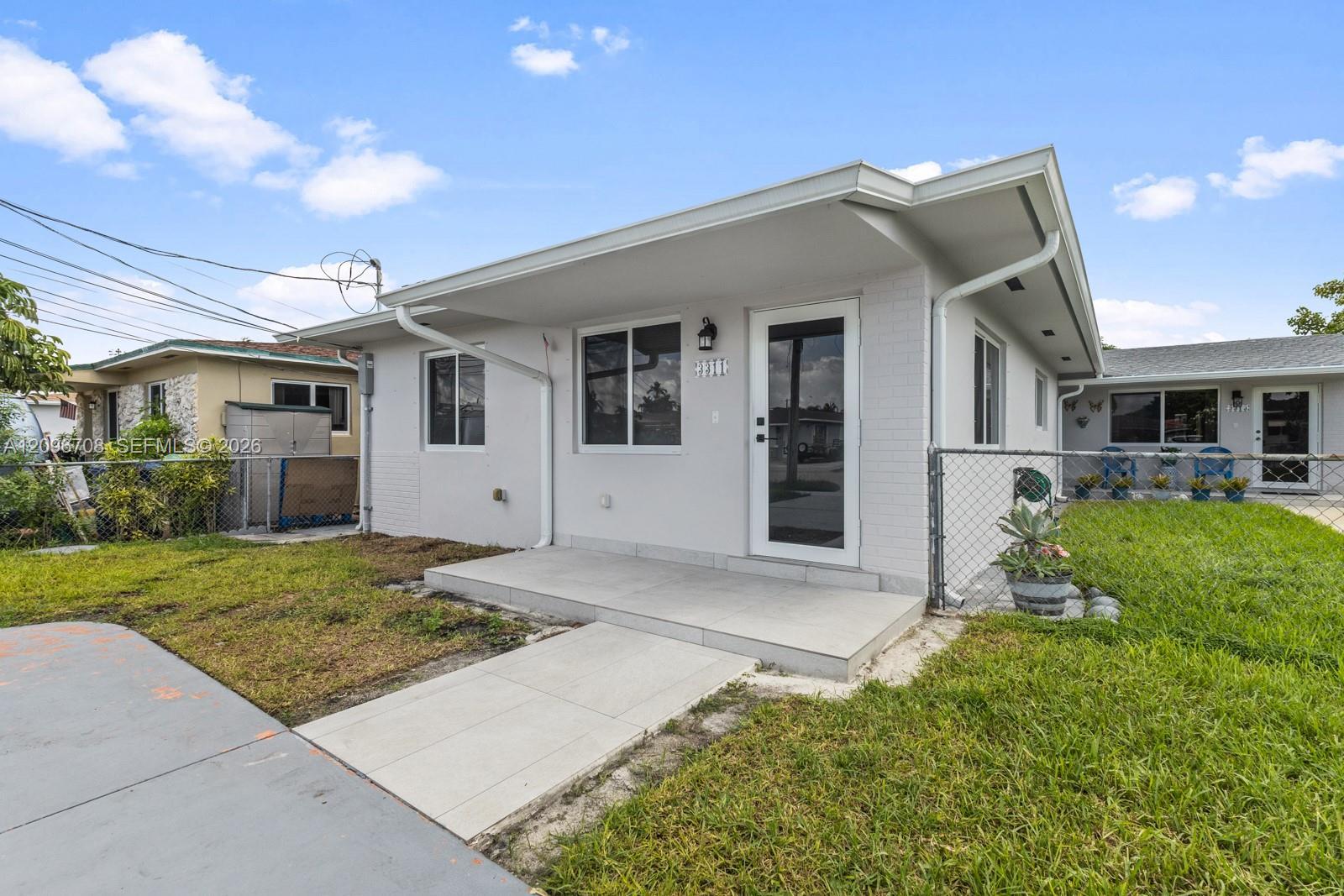 3311 SW 90th Ave # 1, Miami FL 33165