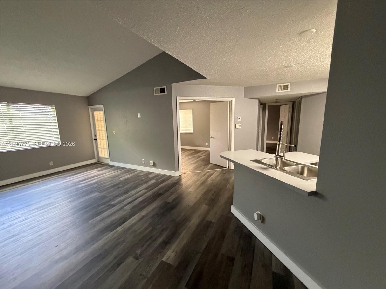 4035 W Mcnab Rd # F304, Pompano Beach FL 33069