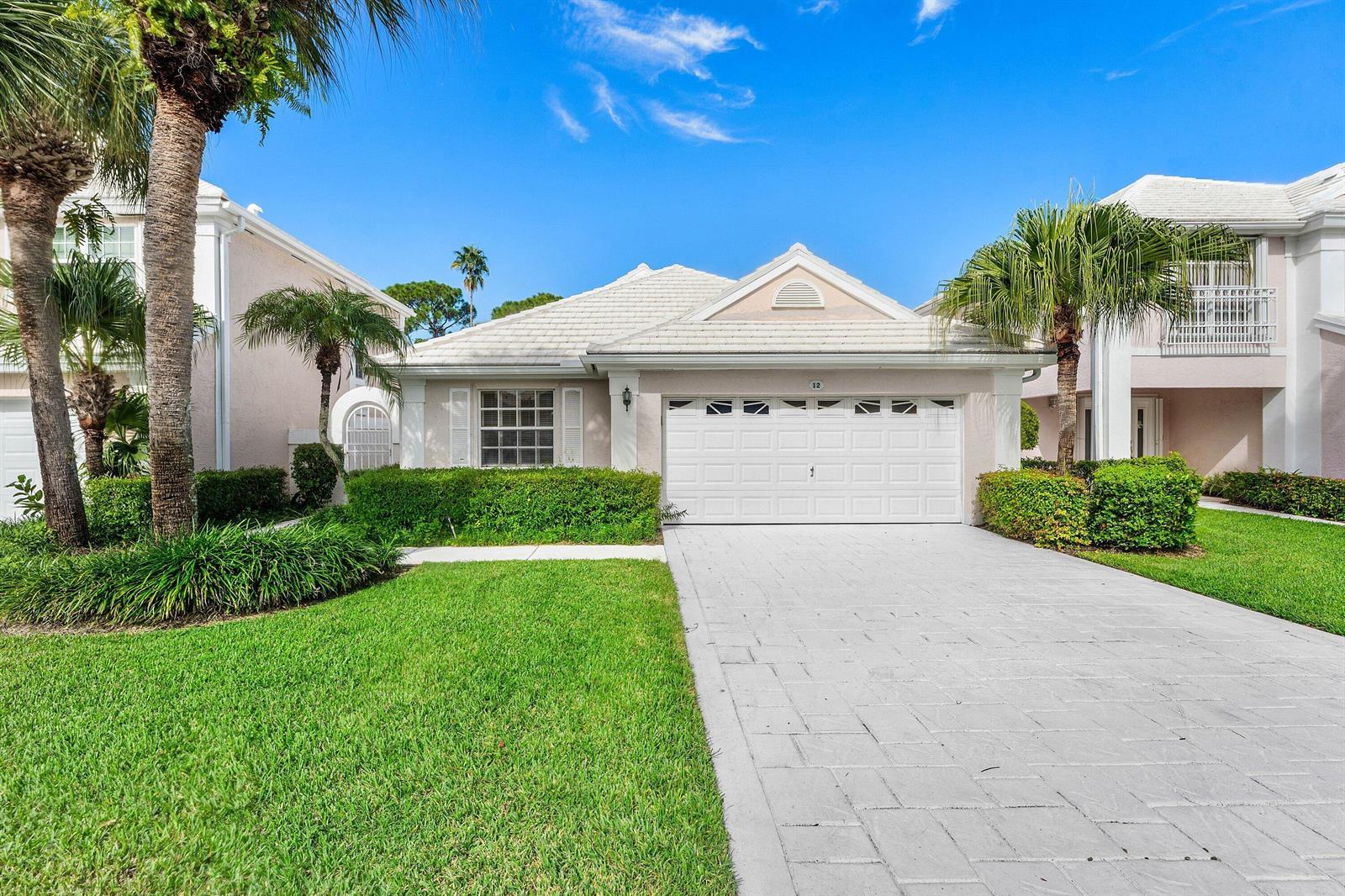 12 Elgin Lane, Palm Beach Gardens FL 33418