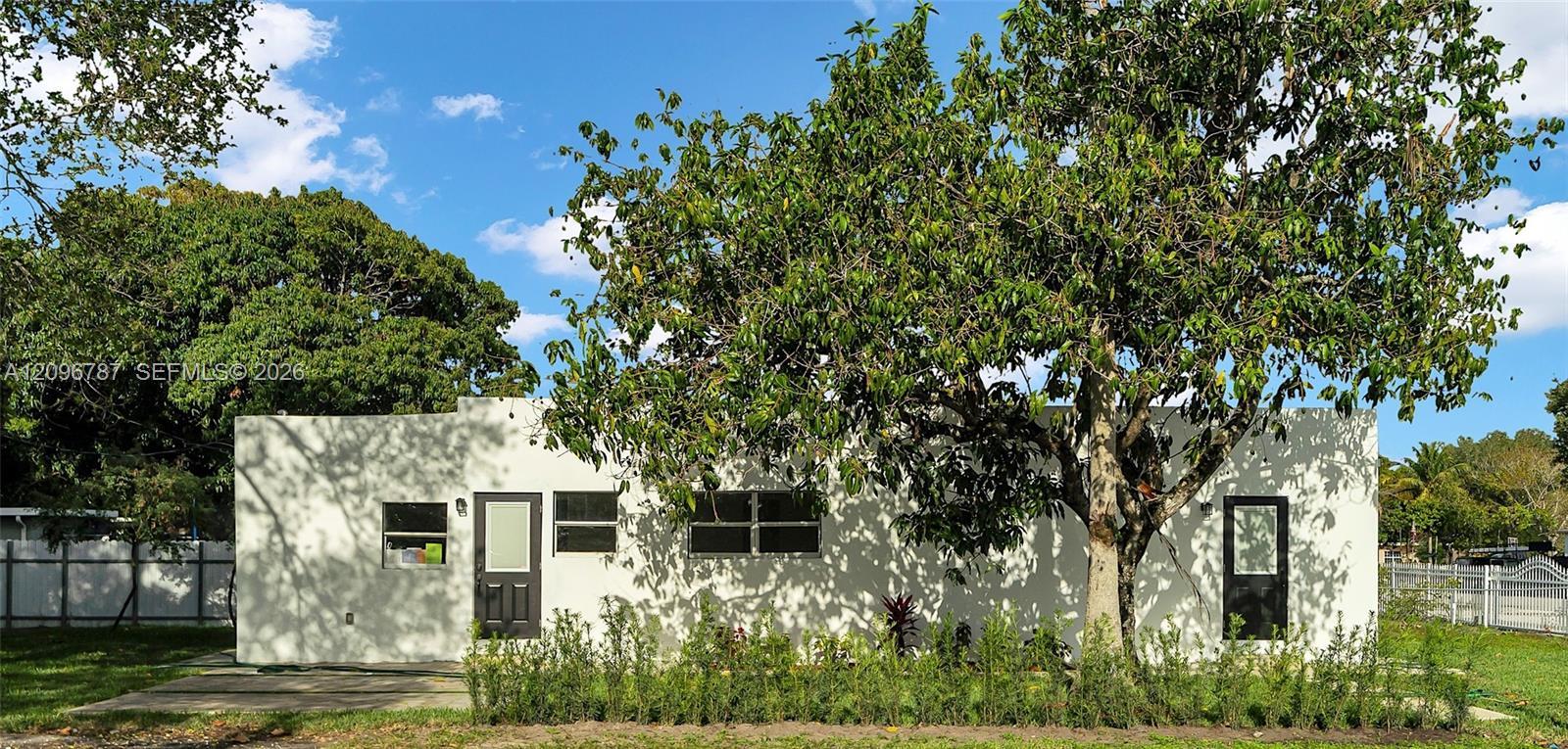 1046 Jann Ave, Opa-Locka FL 33054