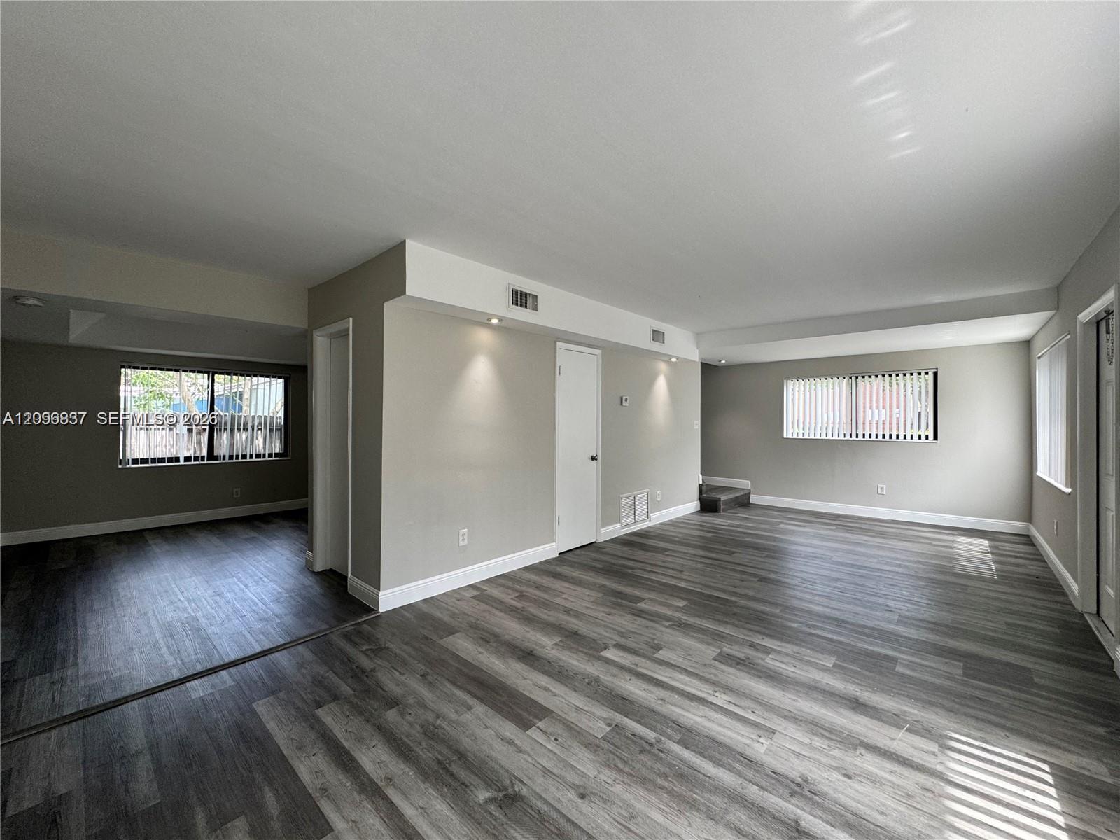 1041 SW 15th Ave # 4A, Fort Lauderdale FL 33312