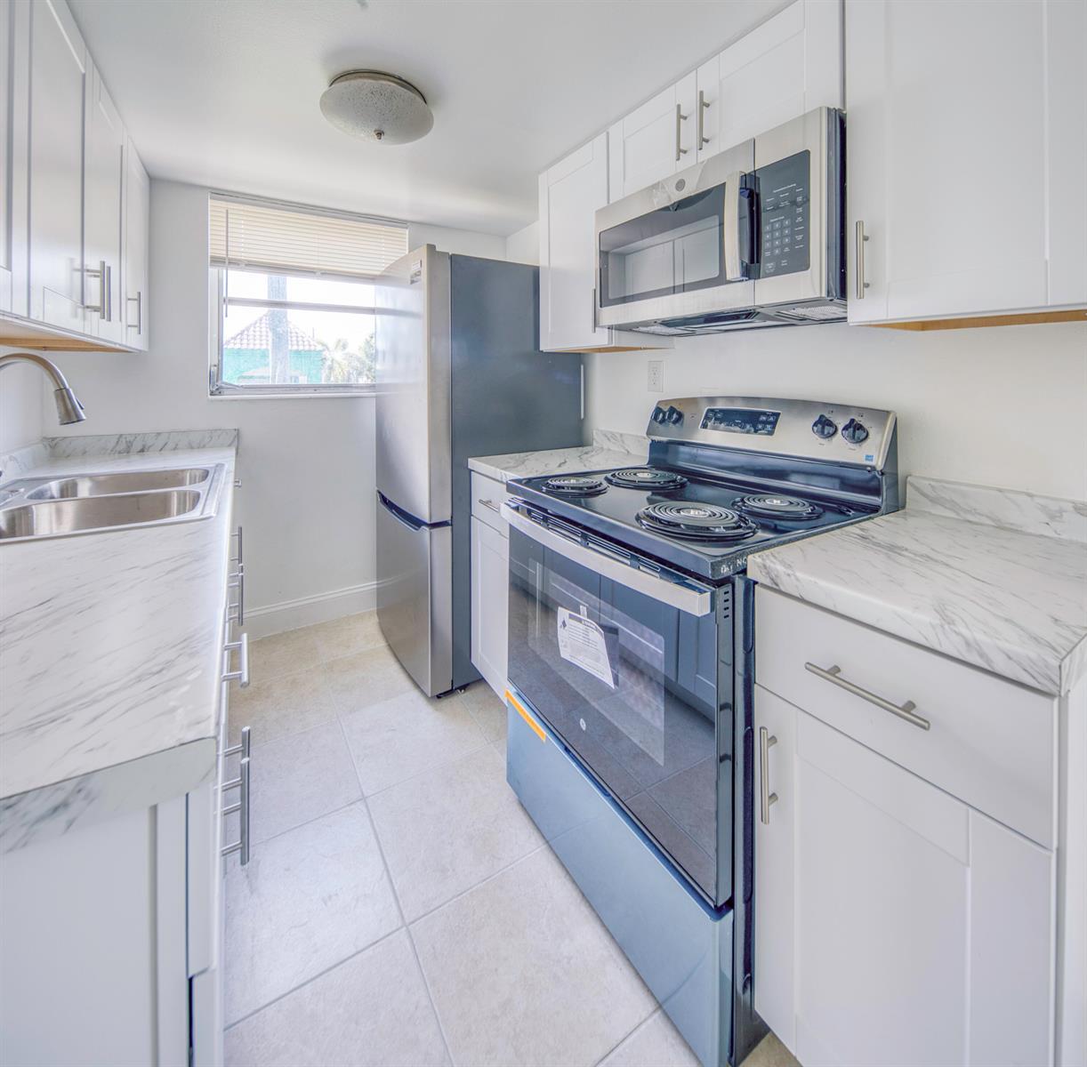 201 S J Street # 12, FL 33460