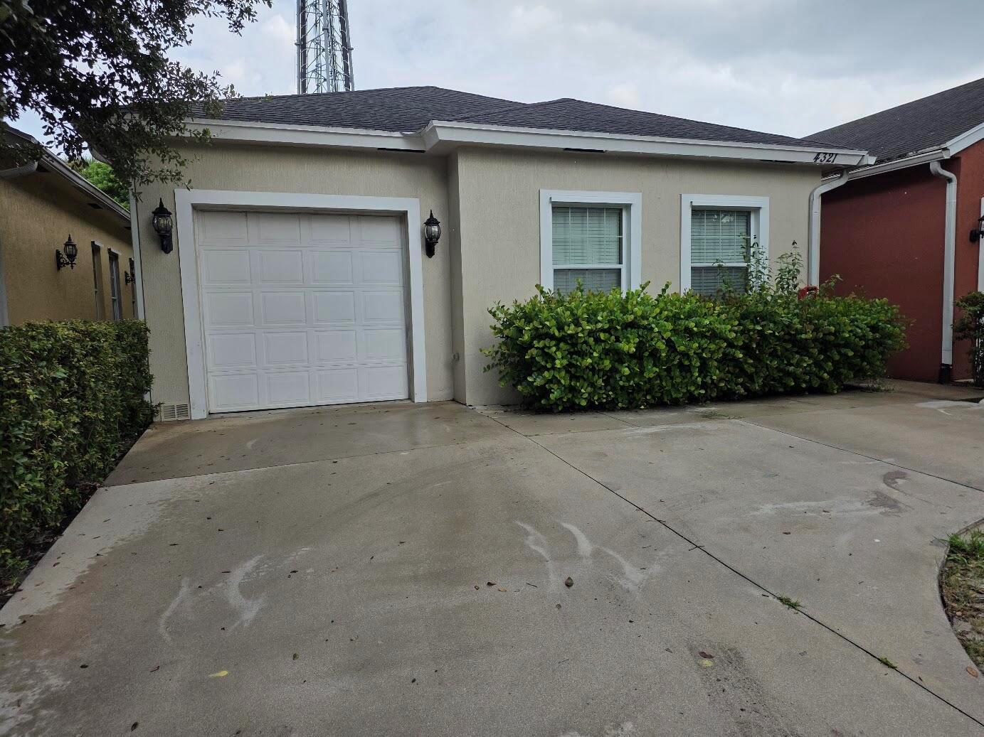 4321 COQUINA WINDS Way, FL 33463