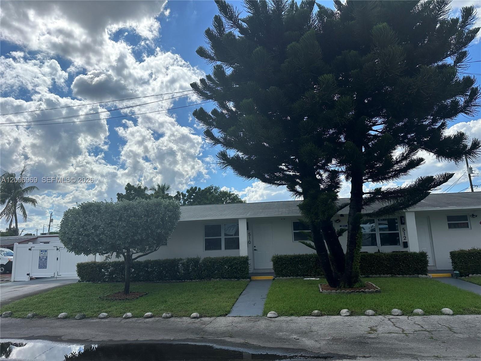 510 NE 4th Ave # 510, Hallandale Beach FL 33009