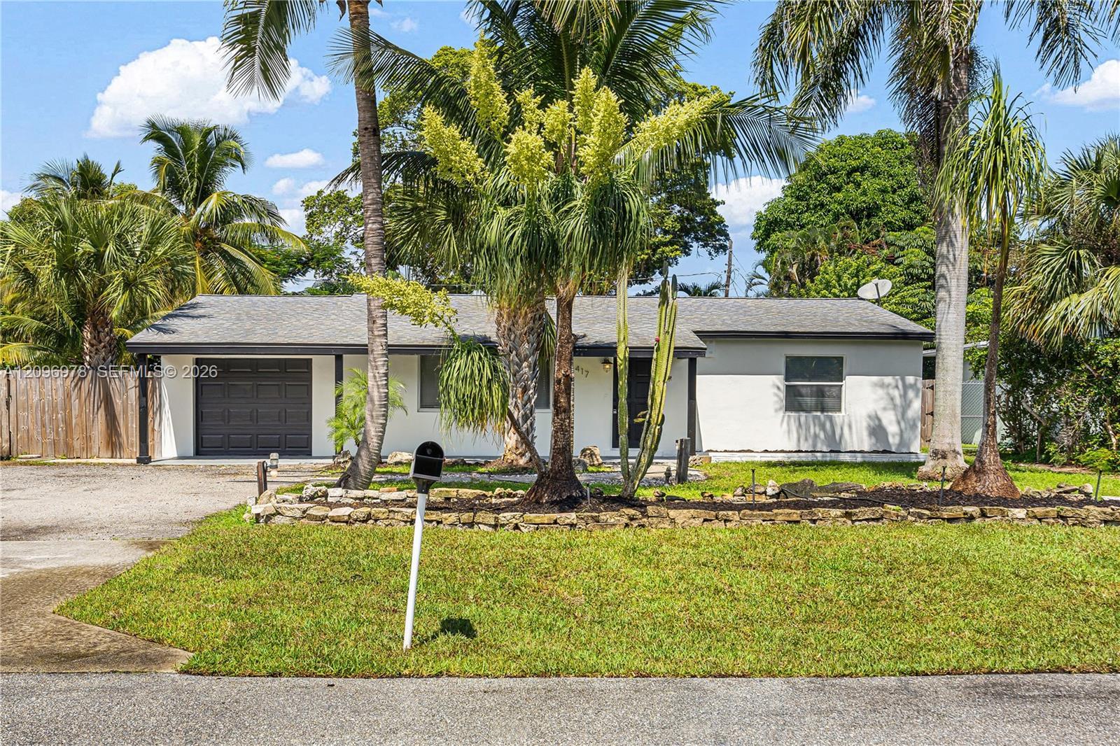 417 SW 1st Ave, Boynton Beach FL 33435