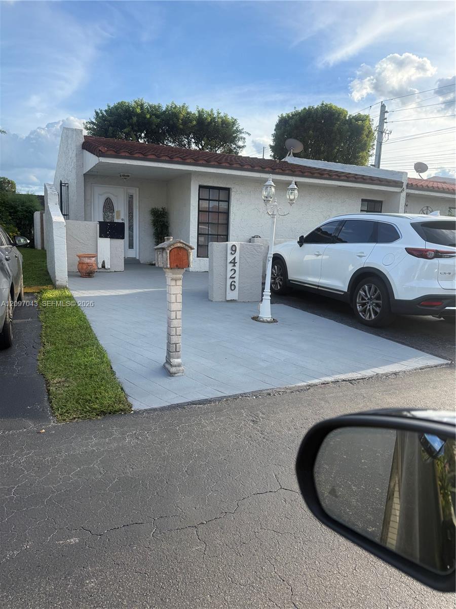 9426 SW 6th Ln, Miami FL 33174