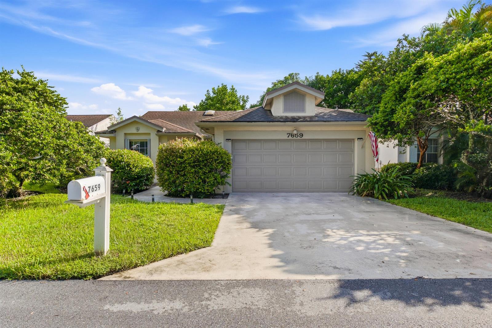 7659 KINGS RIDE, Boynton Beach FL 33436
