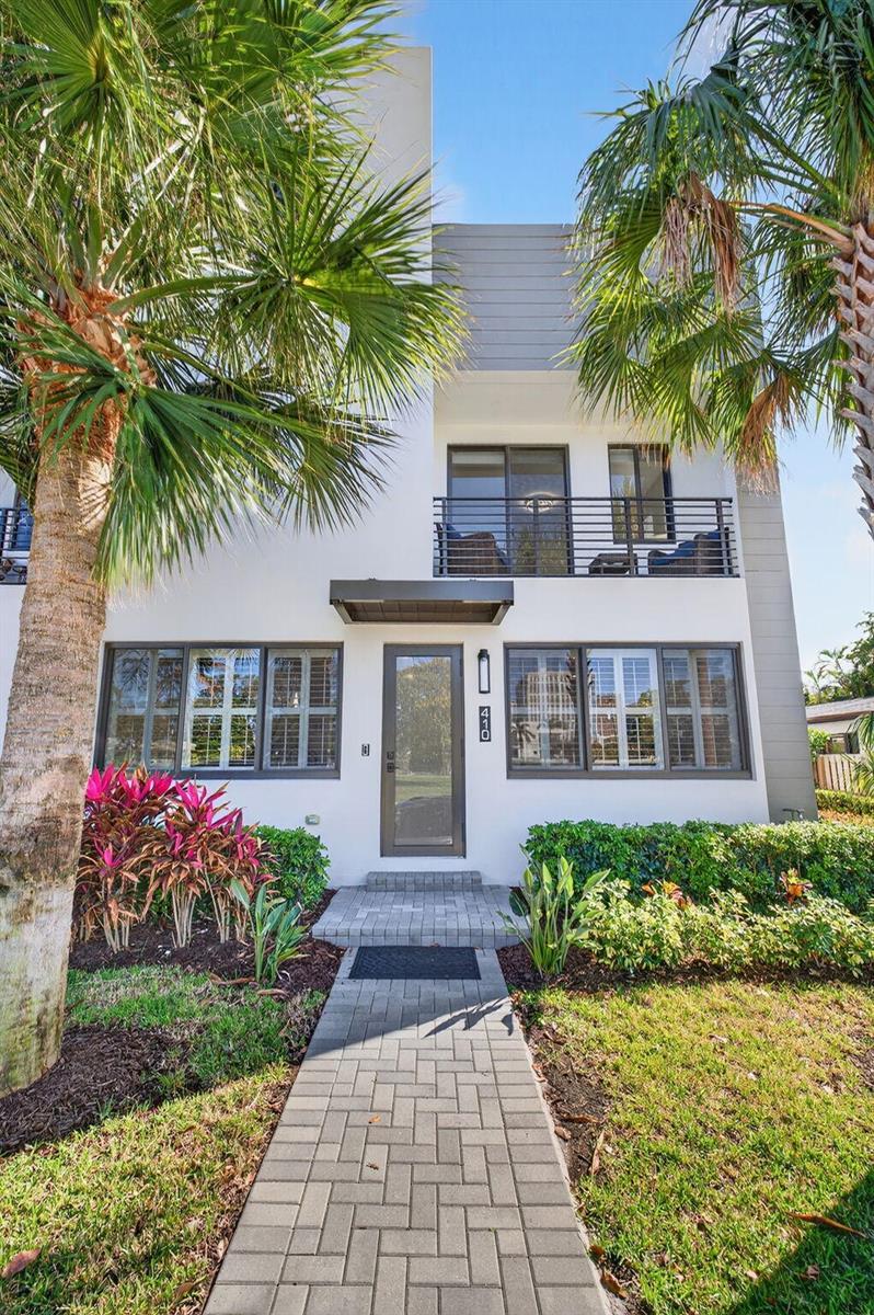 410 SE 12th Court, Fort Lauderdale FL 33316