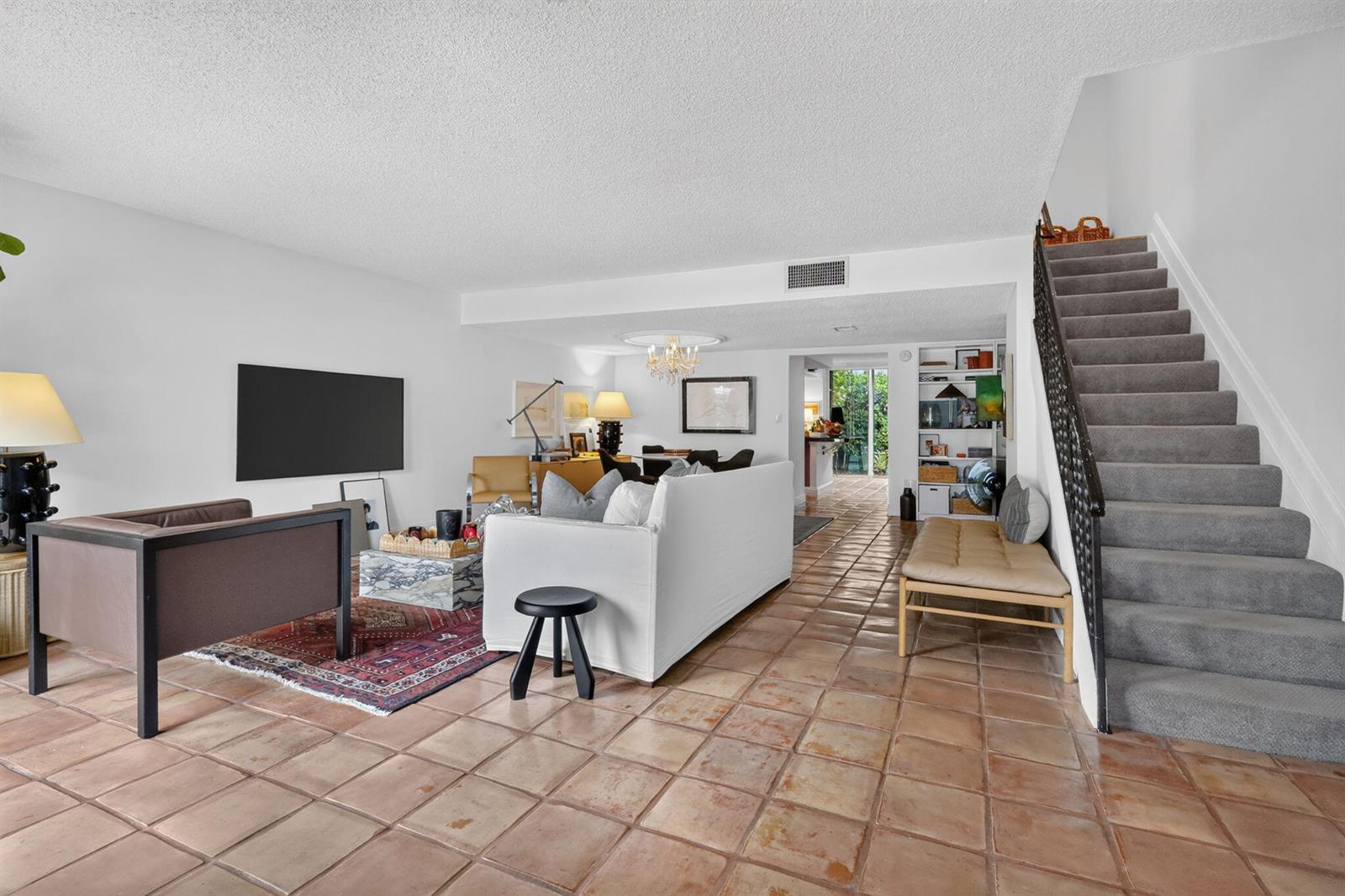 946 NE 24TH Avenue # 186, Hallandale Beach FL 33009