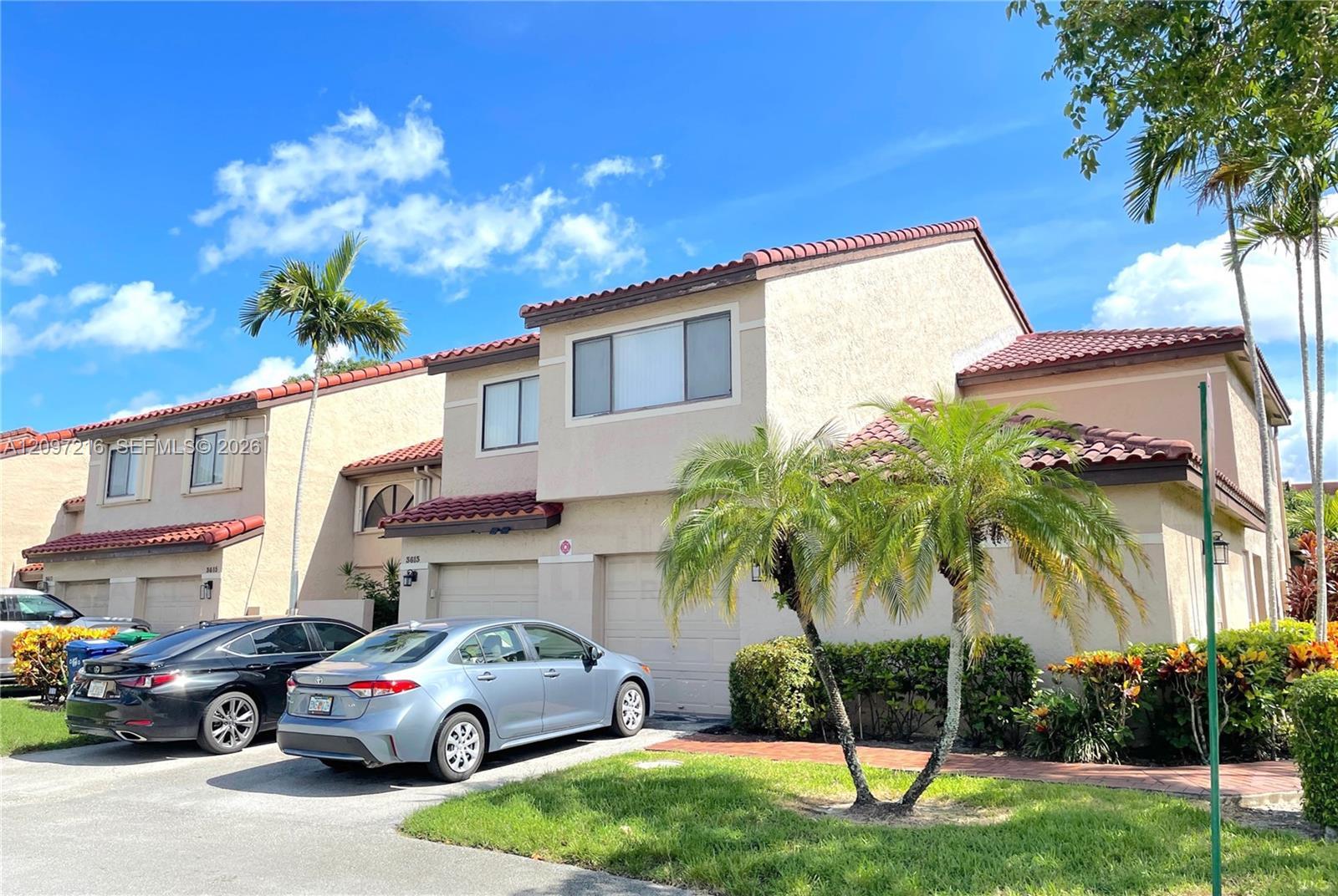 3613 W Inverrary Blvd W, Lauderhill FL 33319