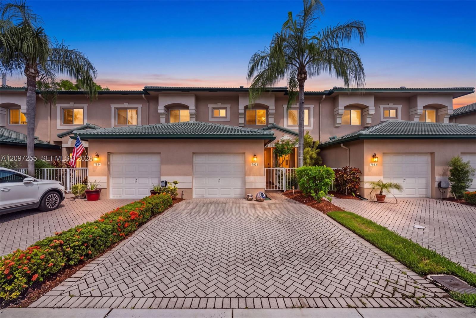 7932 E Exeter Blvd E # 202, Tamarac FL 33321