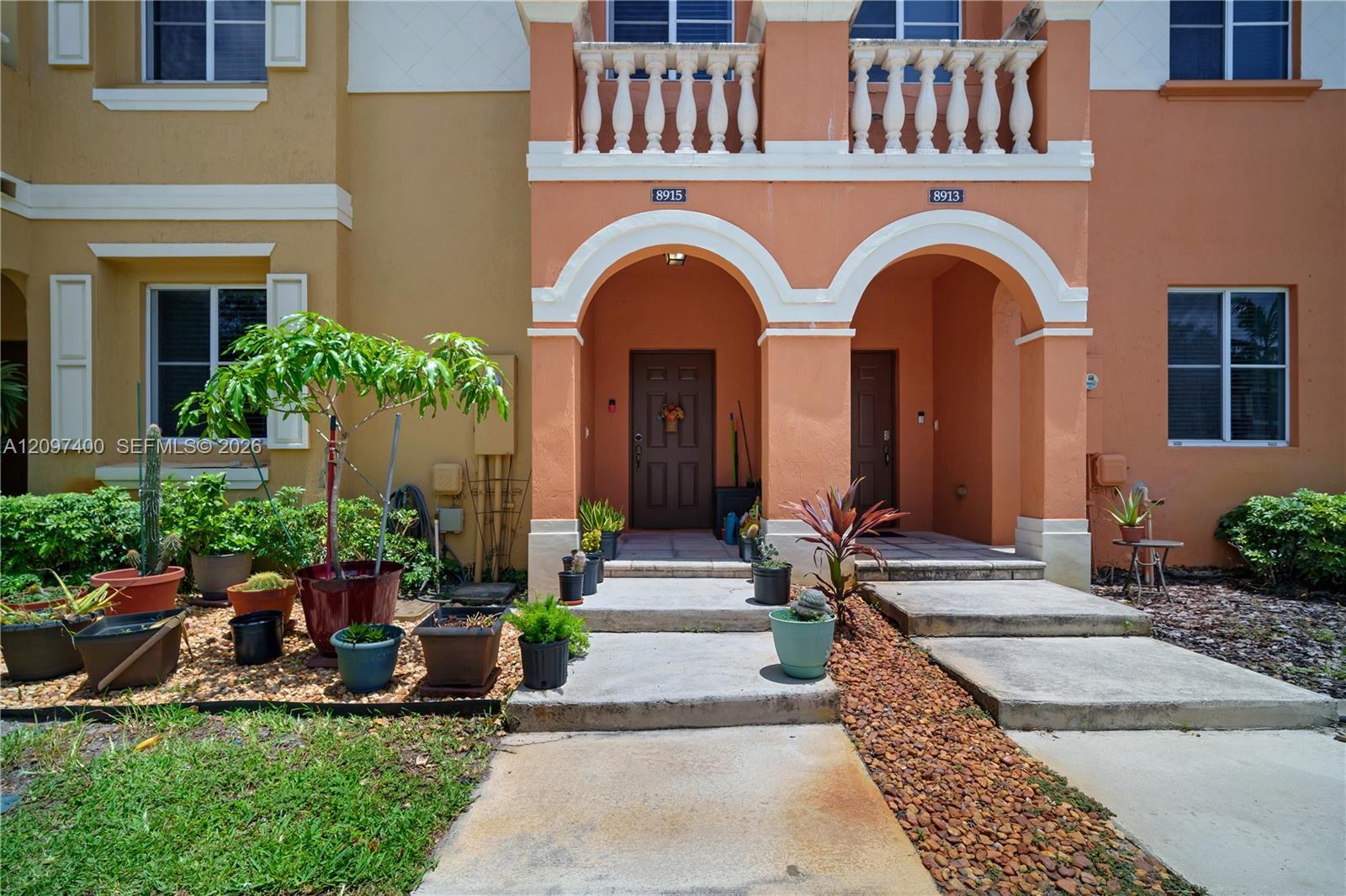8915 SW 19th St, Miramar FL 33025