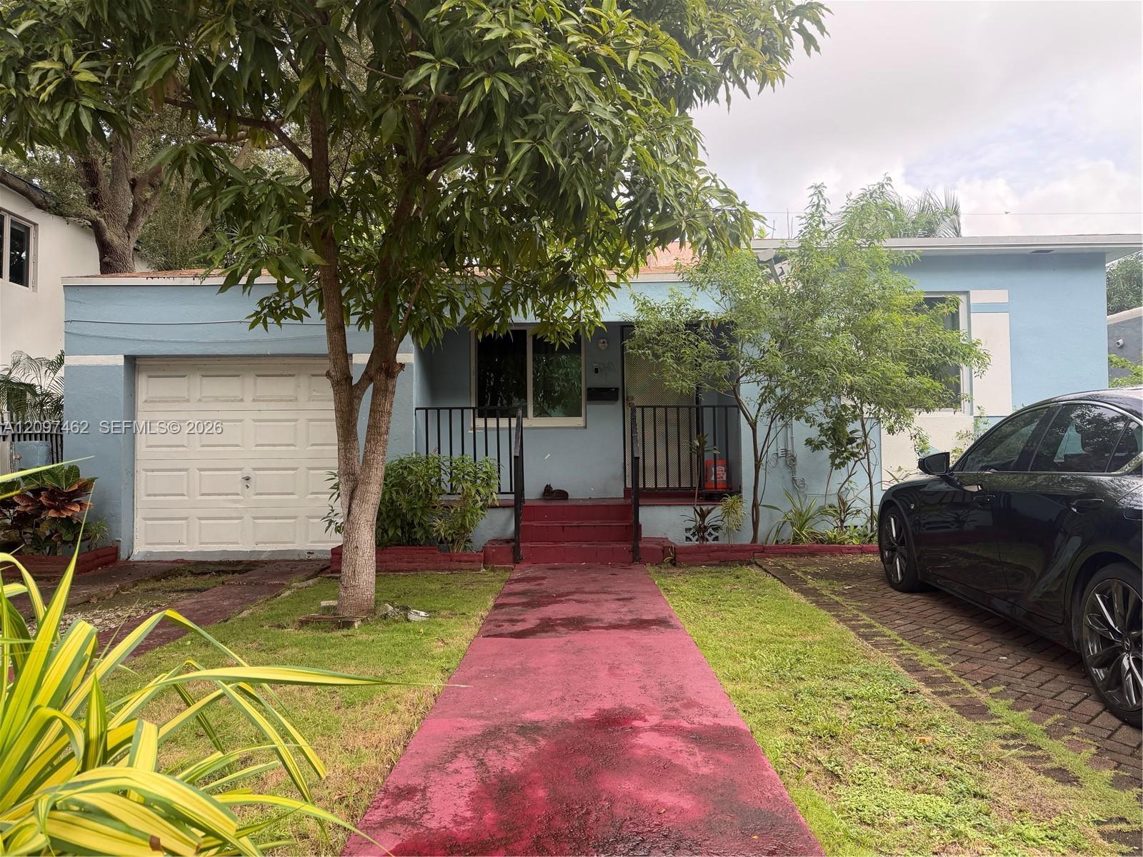 21 NE 50th St, Miami FL 33137