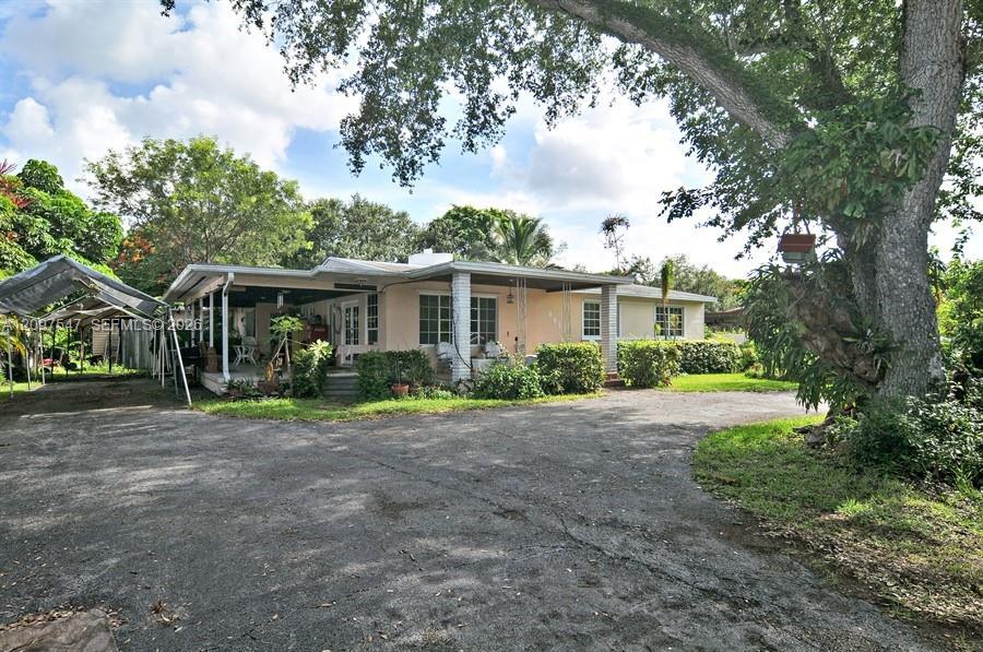 6851 Sunset Dr, South Miami FL 33143