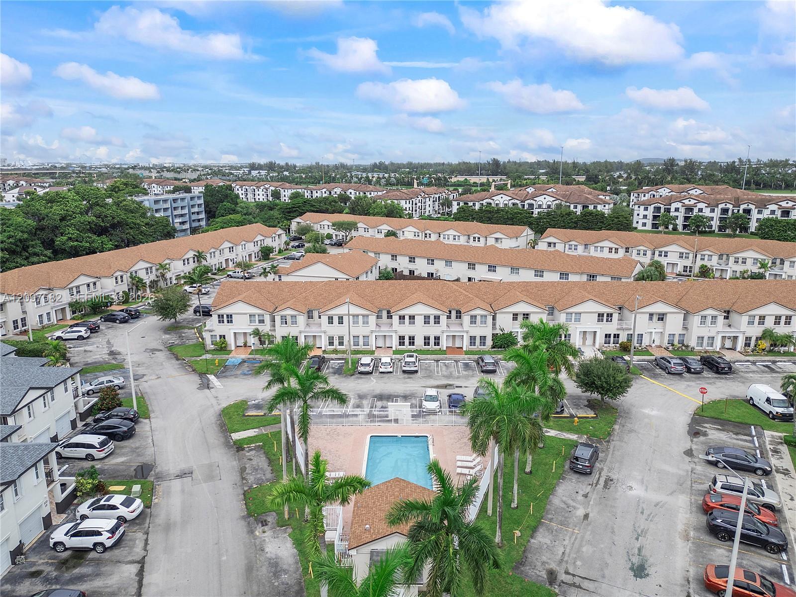 9187 Fontainebleau Blvd # 407, Miami FL 33172